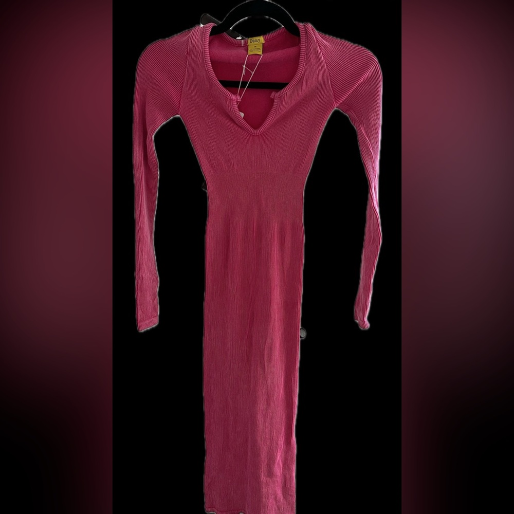 Daisy Pink Bodycon V-Neck Dress
